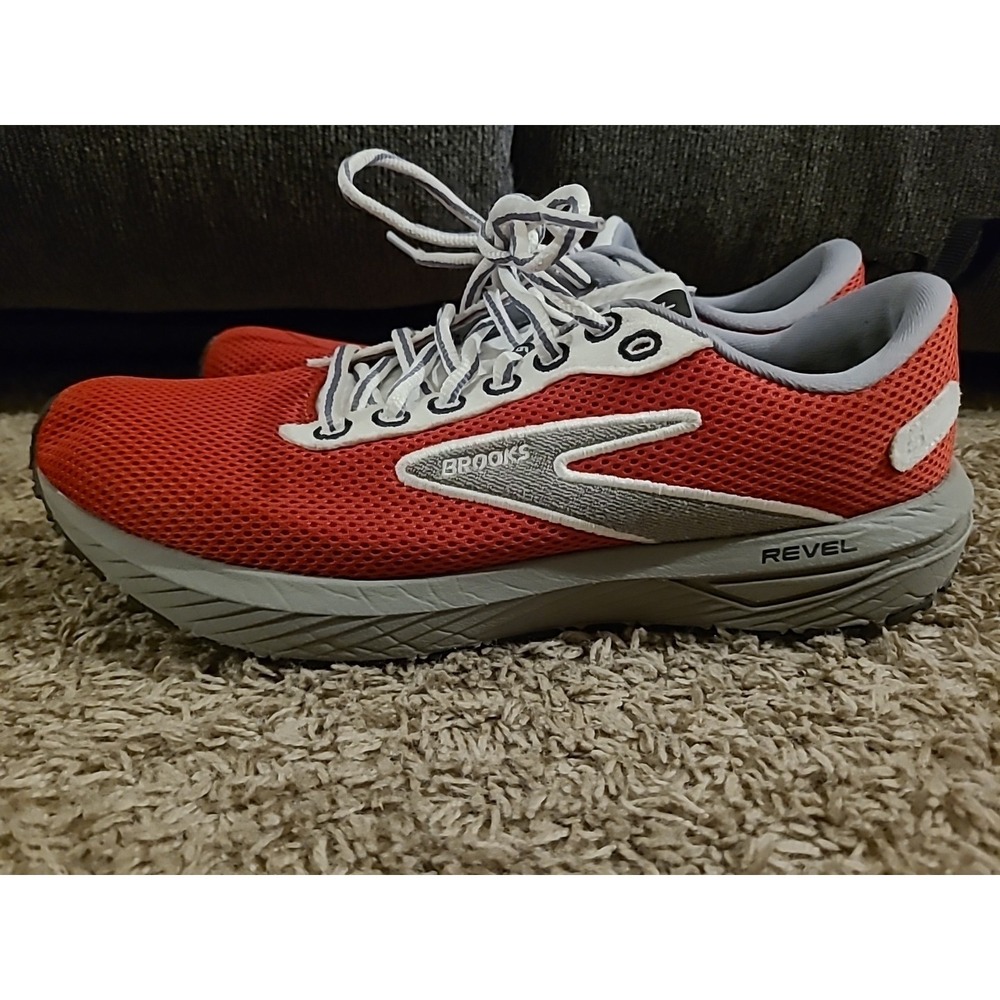 Brooks Revel 6 Women's Size 10 D Red Gray White Mesh Running Shoes 1103981D608